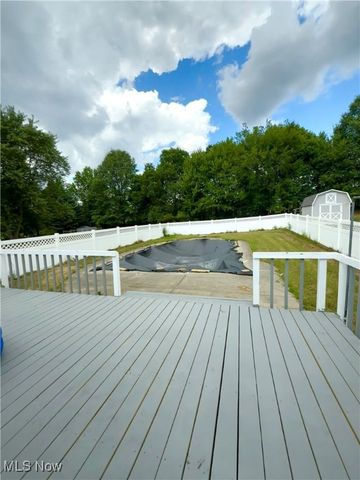 9 Willow Way, Canfield, OH 44406