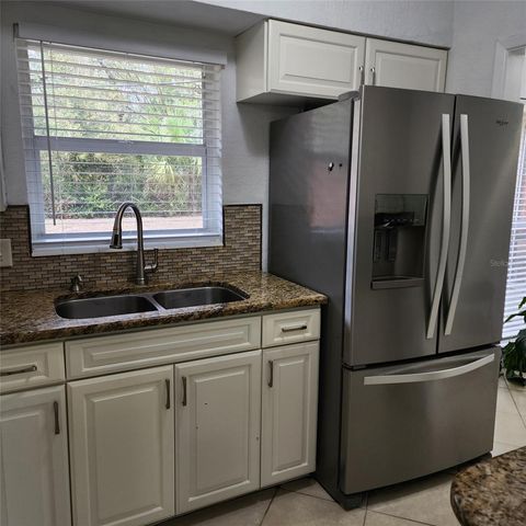 3925 OMEGA LANE, Sarasota, FL 34235