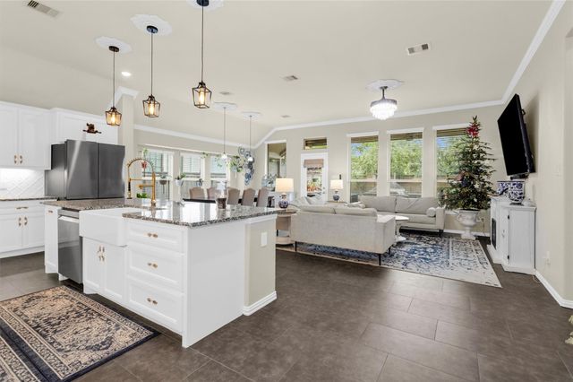 19114 Longhorn Point Drive, Cypress, TX 77433