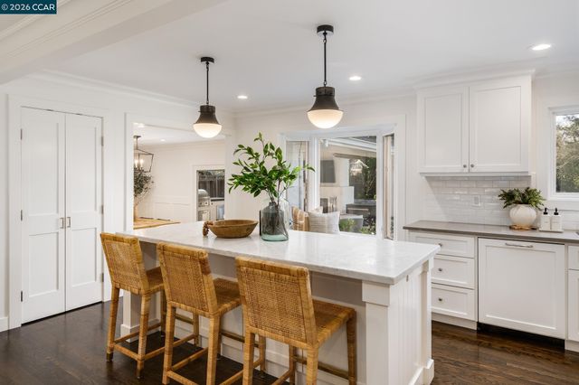 173 Belgian Dr, Danville, CA 94526