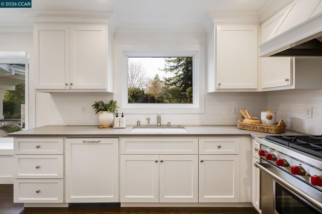 173 Belgian Dr, Danville, CA 94526