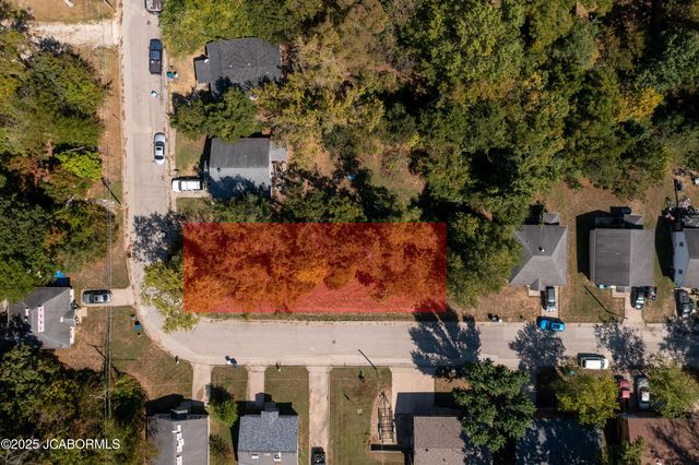 927 HARDING STREET, Jefferson City, MO 65101