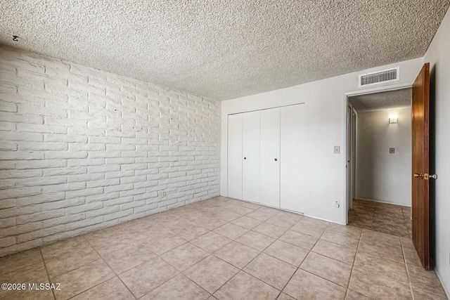 352 W Marcus Drive, Tucson, AZ 85756