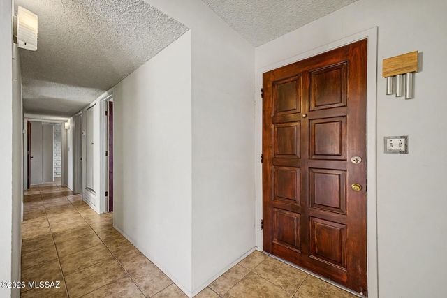 352 W Marcus Drive, Tucson, AZ 85756