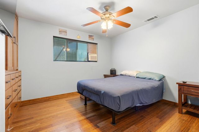 3205 W Cypress Avenue, Visalia, CA 93277