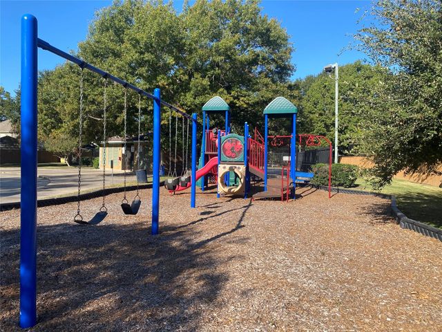 16215 Cairngorm Avenue, Houston, TX 77095