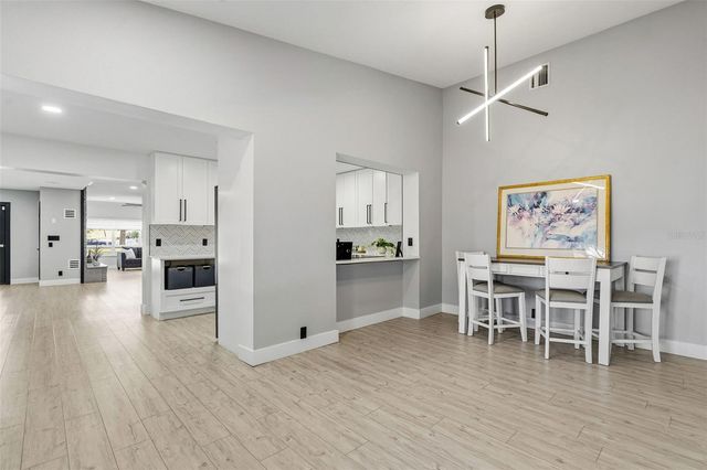 6228 7TH AVENUE N, St Petersburg, FL 33710