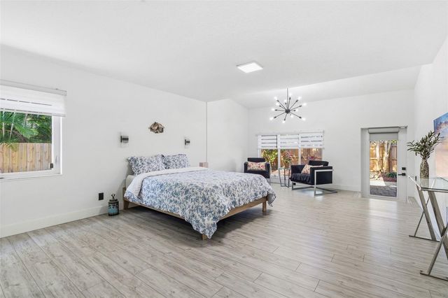 6228 7TH AVENUE N, St Petersburg, FL 33710