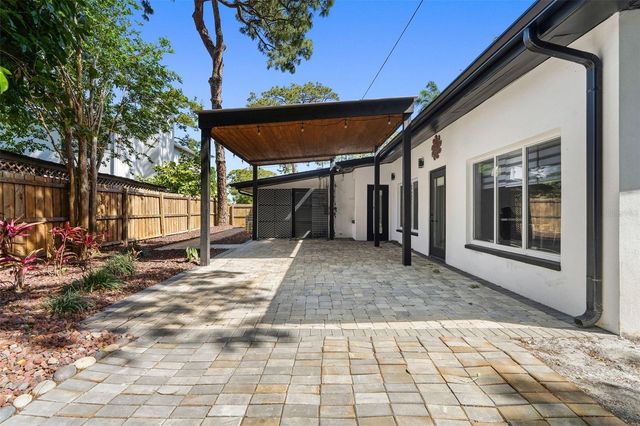 6228 7TH AVENUE N, St Petersburg, FL 33710