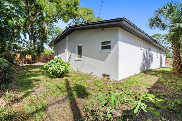 6228 7TH AVENUE N, St Petersburg, FL 33710