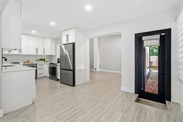 6228 7TH AVENUE N, St Petersburg, FL 33710