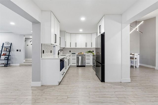 6228 7TH AVENUE N, St Petersburg, FL 33710