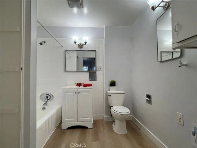 3622 E 11th, Long Beach, CA 90804