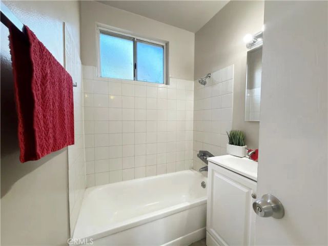 3622 E 11th, Long Beach, CA 90804
