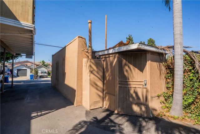 3622 E 11th, Long Beach, CA 90804