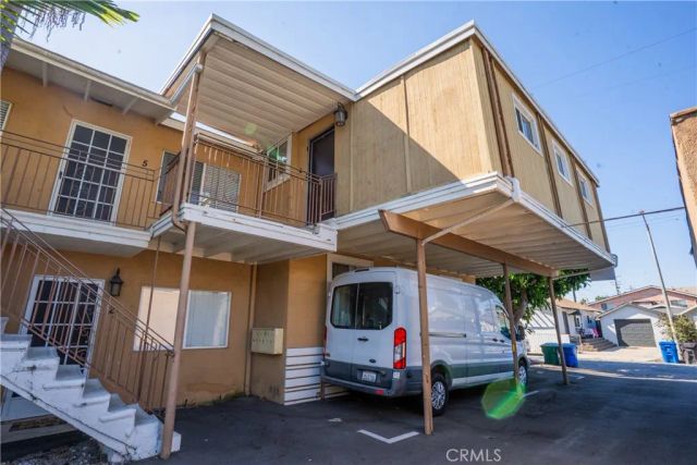 3622 E 11th, Long Beach, CA 90804
