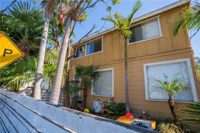 3622 E 11th, Long Beach, CA 90804
