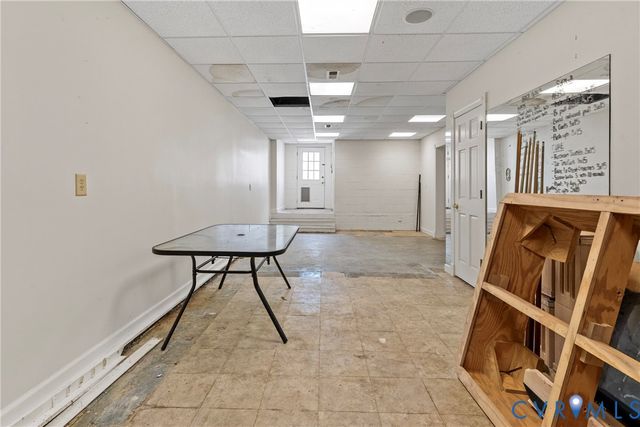 101 N Lake Dr, Hartfield, VA 23071