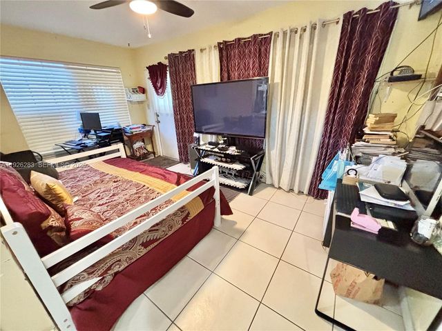 7331 Normandy St, Miramar, FL 33023