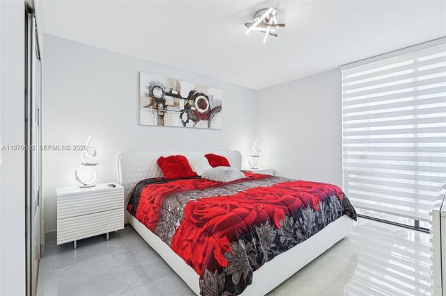 20379 W Country Club Drive 1436, Aventura, FL 33180