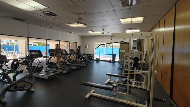 20379 W Country Club Drive 1436, Aventura, FL 33180