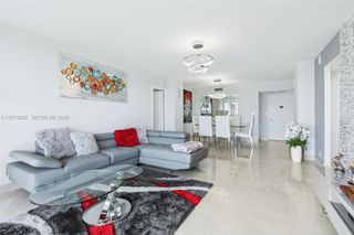 20379 W Country Club Drive 1436, Aventura, FL 33180