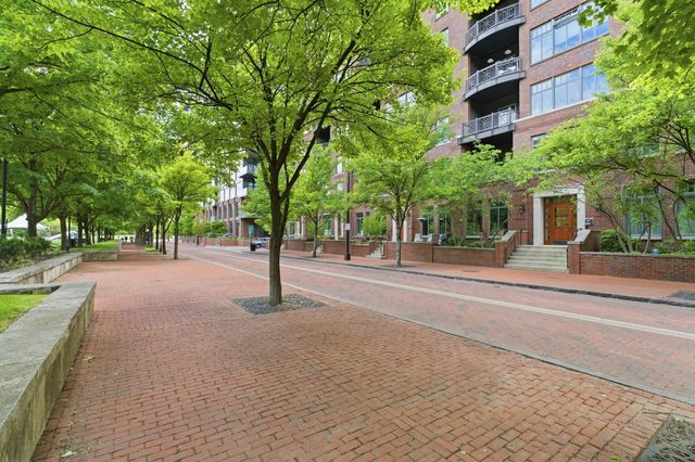 250 Daniel Burnham Square, 305, Columbus, OH 43215