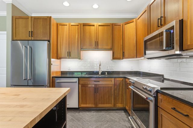 250 Daniel Burnham Square, 305, Columbus, OH 43215