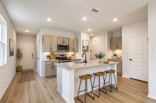 5723 Hematite Rim, San Antonio, TX 78222