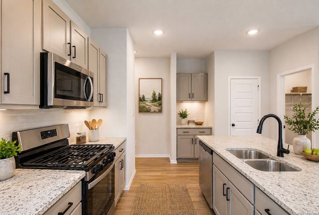 5723 Hematite Rim, San Antonio, TX 78222