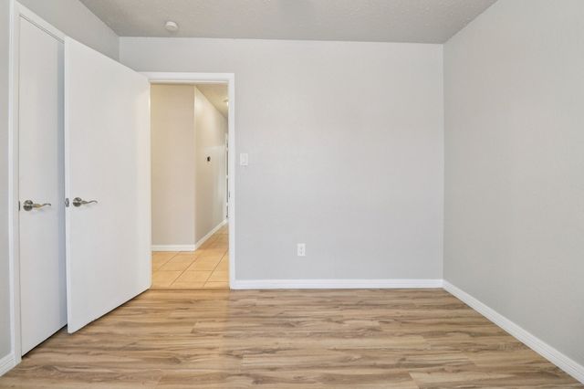 413 Glenhaven Drive, Azle, TX 76020