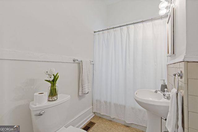 1392 Athens Ave SW, Atlanta, GA 30310