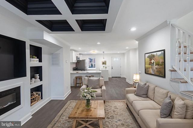 3905 8TH ST, Baltimore, MD 21225