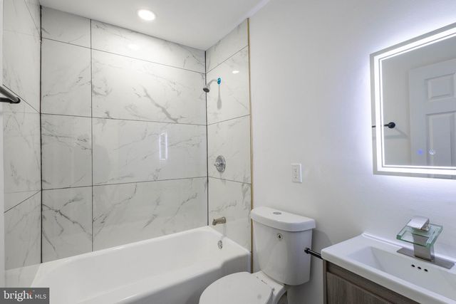 3905 8TH ST, Baltimore, MD 21225