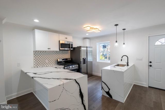 3905 8TH ST, Baltimore, MD 21225