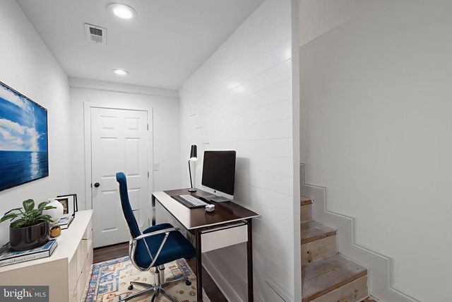 3905 8TH ST, Baltimore, MD 21225