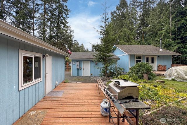 60 Rhododendron Drive, Sequim, WA 98382