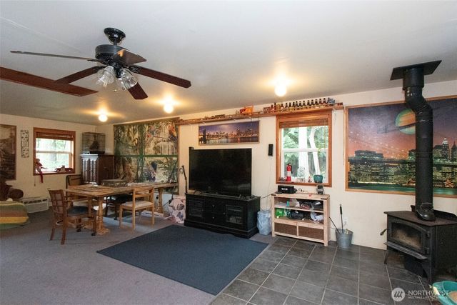 60 Rhododendron Drive, Sequim, WA 98382