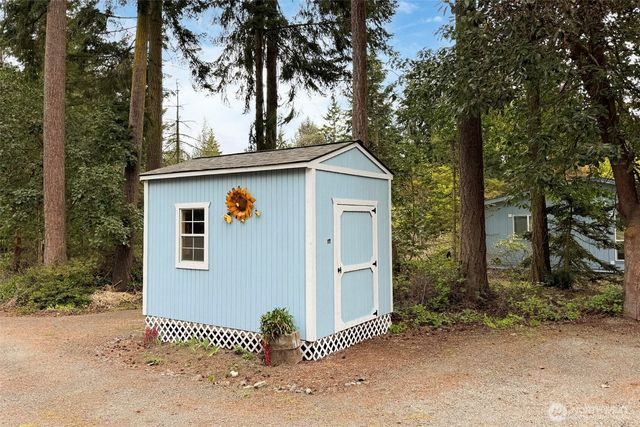 60 Rhododendron Drive, Sequim, WA 98382