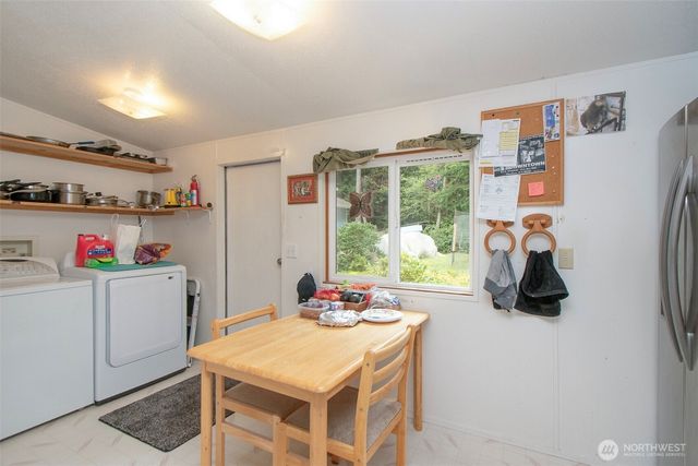 60 Rhododendron Drive, Sequim, WA 98382