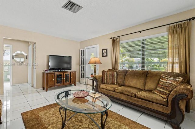 8309 NW 59th Pl, Tamarac, FL 33321