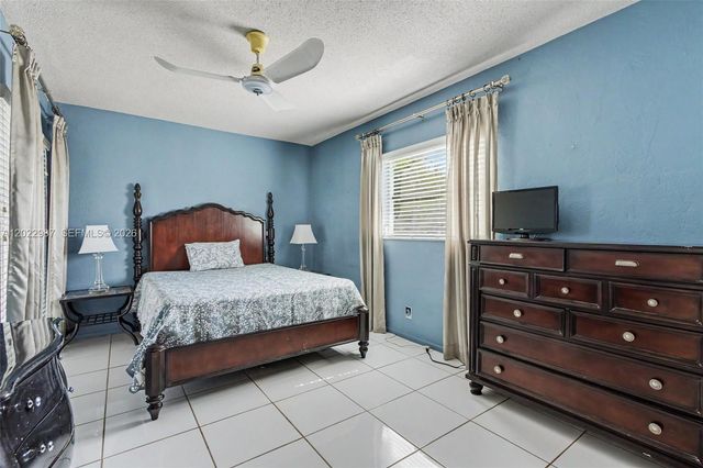 8309 NW 59th Pl, Tamarac, FL 33321