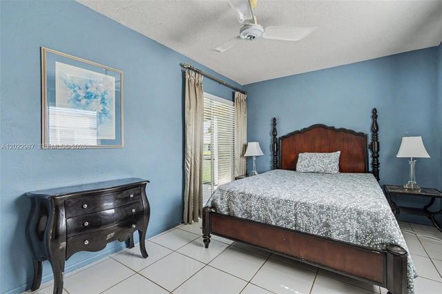 8309 NW 59th Pl, Tamarac, FL 33321