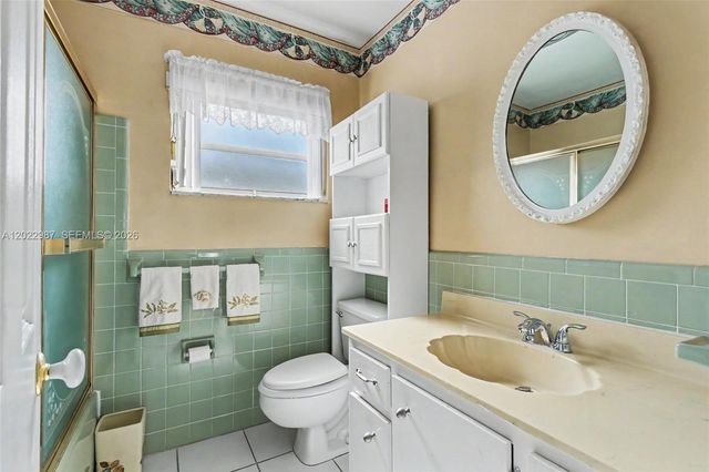 8309 NW 59th Pl, Tamarac, FL 33321