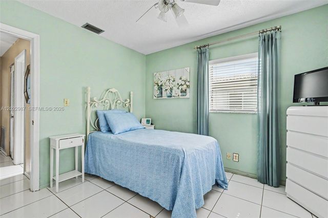 8309 NW 59th Pl, Tamarac, FL 33321