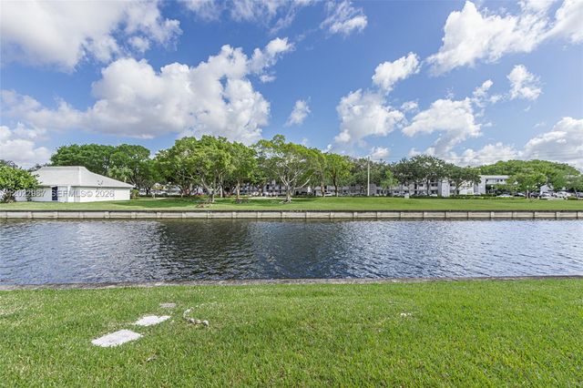 8309 NW 59th Pl, Tamarac, FL 33321