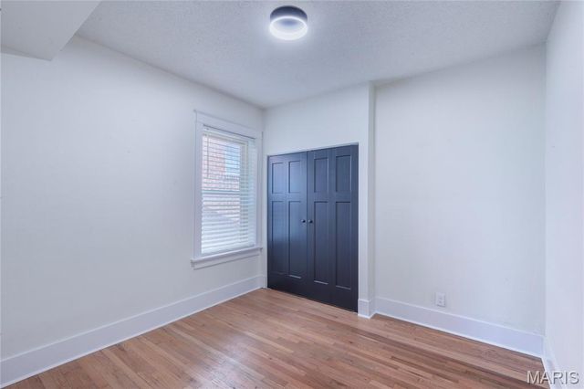 4327 Grace Avenue, St Louis, MO 63116