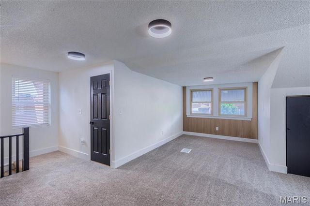 4327 Grace Avenue, St Louis, MO 63116