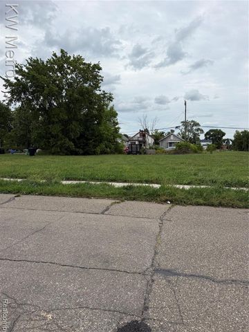 9014 Prairie Street, Detroit, MI 48204