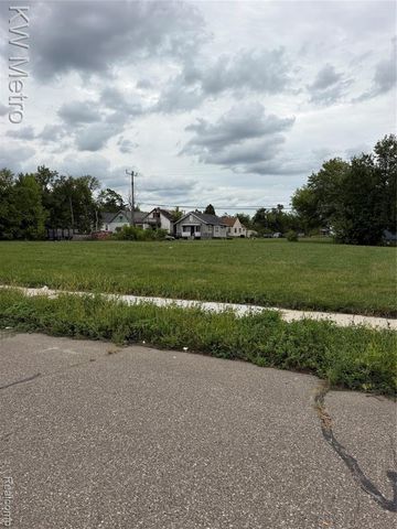 9014 Prairie Street, Detroit, MI 48204